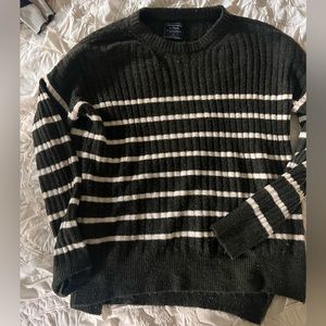 EUC Abercrombie Striped Crewneck Sweater